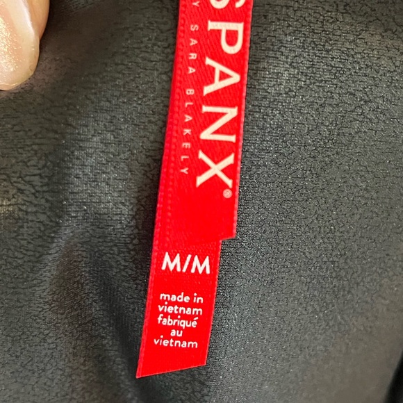 Spanx faux/vegan leather jacket size M - Picture 6 of 7